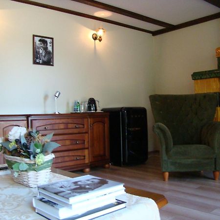 Bobrowa Dolina Bed & Breakfast Ryn  Rom bilde