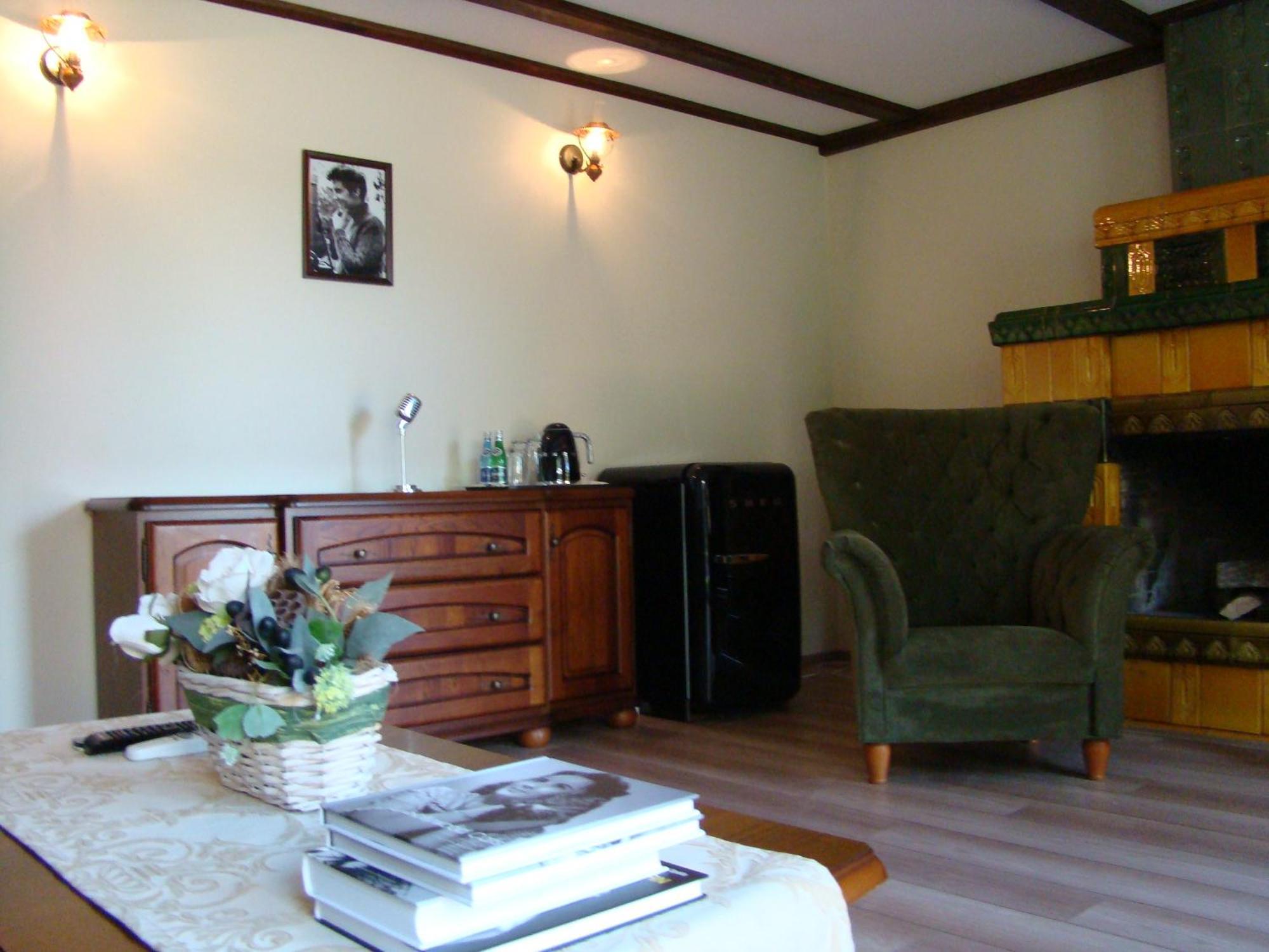 Bobrowa Dolina Bed & Breakfast Ryn  Rom bilde