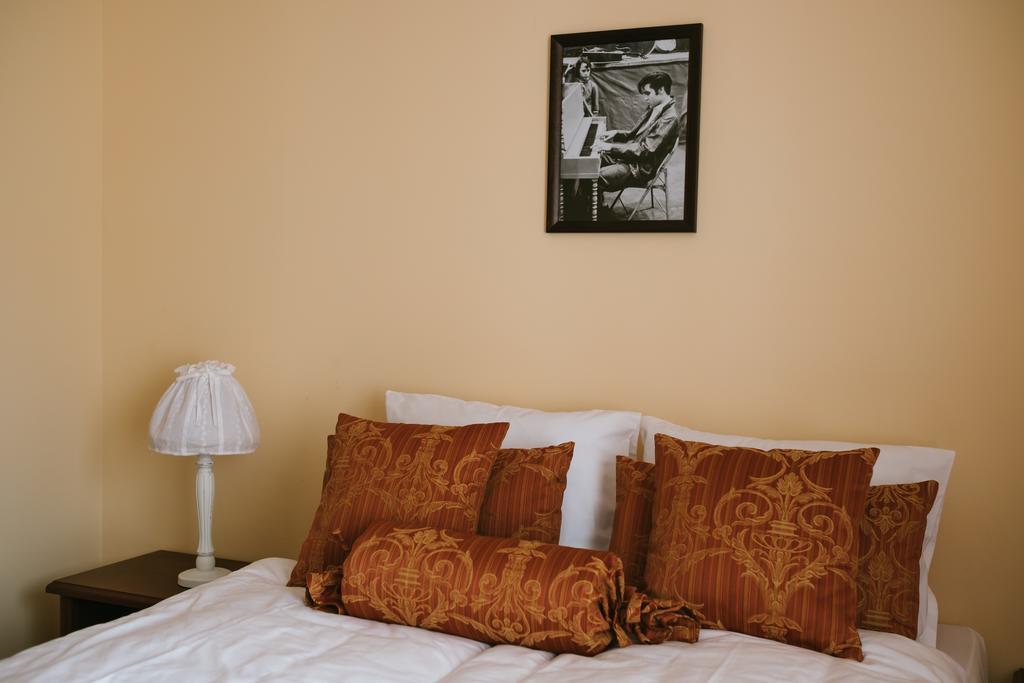 Bobrowa Dolina Bed & Breakfast Ryn  Eksteriør bilde