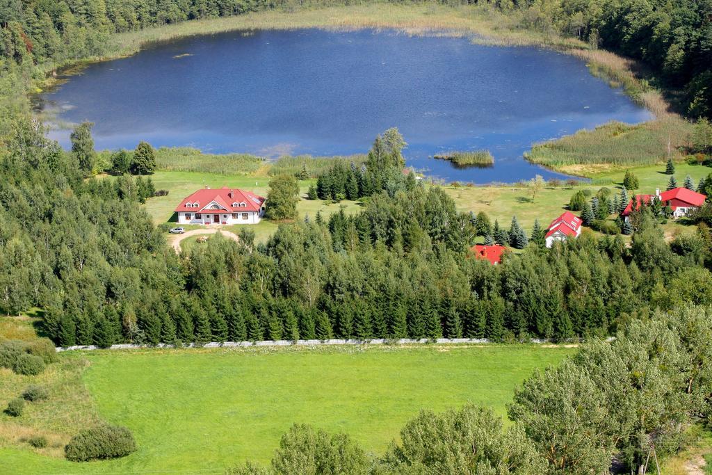 Bobrowa Dolina Bed & Breakfast Ryn  Rom bilde