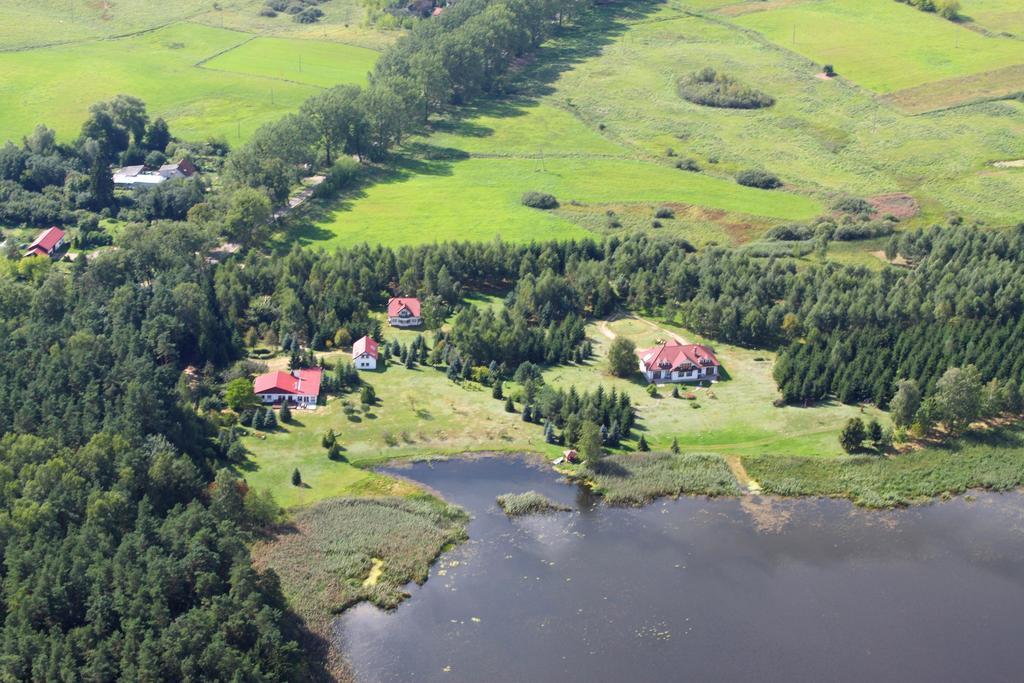 Bobrowa Dolina Bed & Breakfast Ryn  Rom bilde